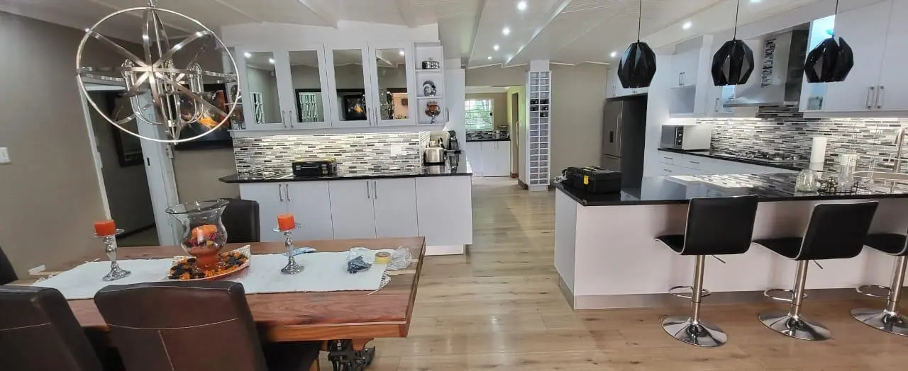 Modern open plan kitchen and dining room renovation